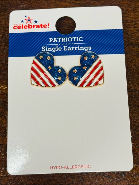 Jewelry - Patriotic Heart Stud Earrings - Red, White & Blue